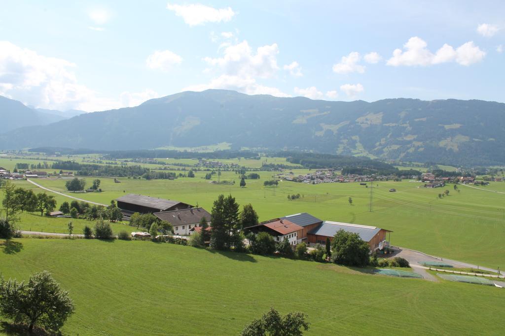 Oberdeutinghof Apartment Saalfelden Bagian luar foto