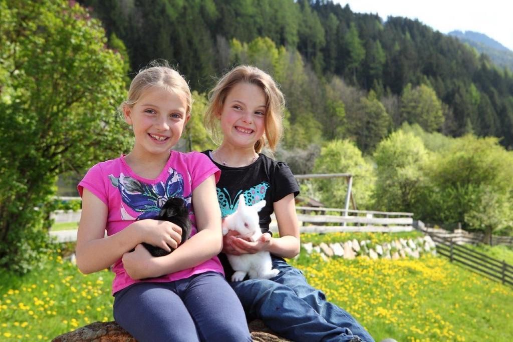 Oberdeutinghof Apartment Saalfelden Bagian luar foto