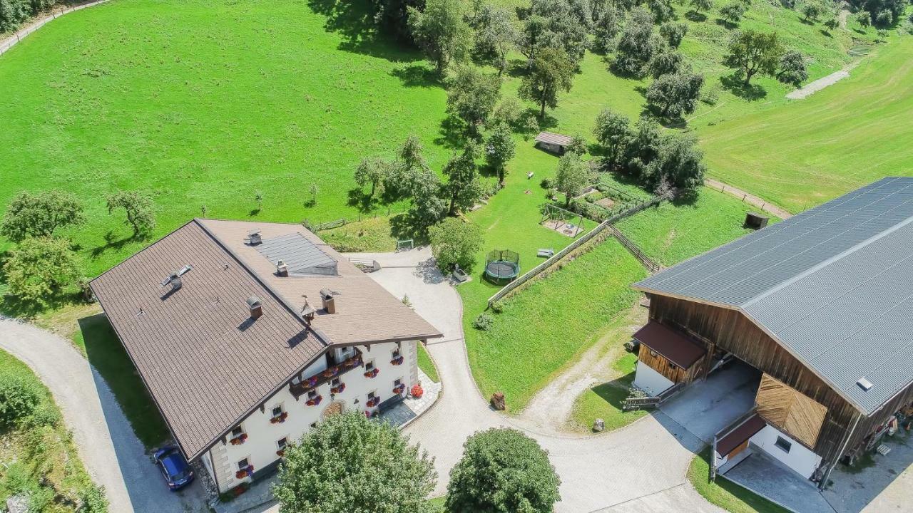 Oberdeutinghof Apartment Saalfelden Bagian luar foto